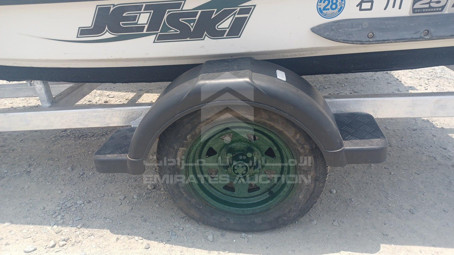 0 JET SKI + TROLLEY --- VIN: KAW21587J001