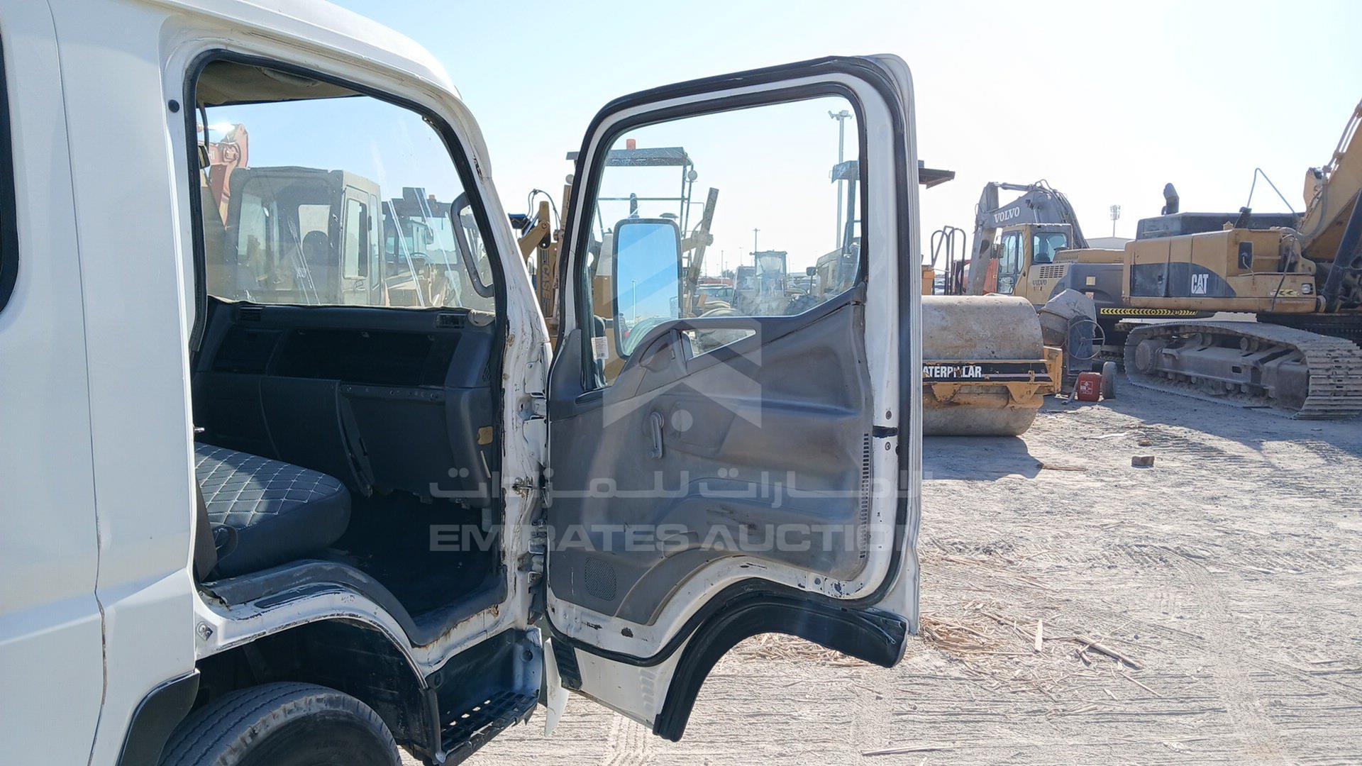 2009 MITSUBISHI CANTER VIN: JL7BCE1J79K004605