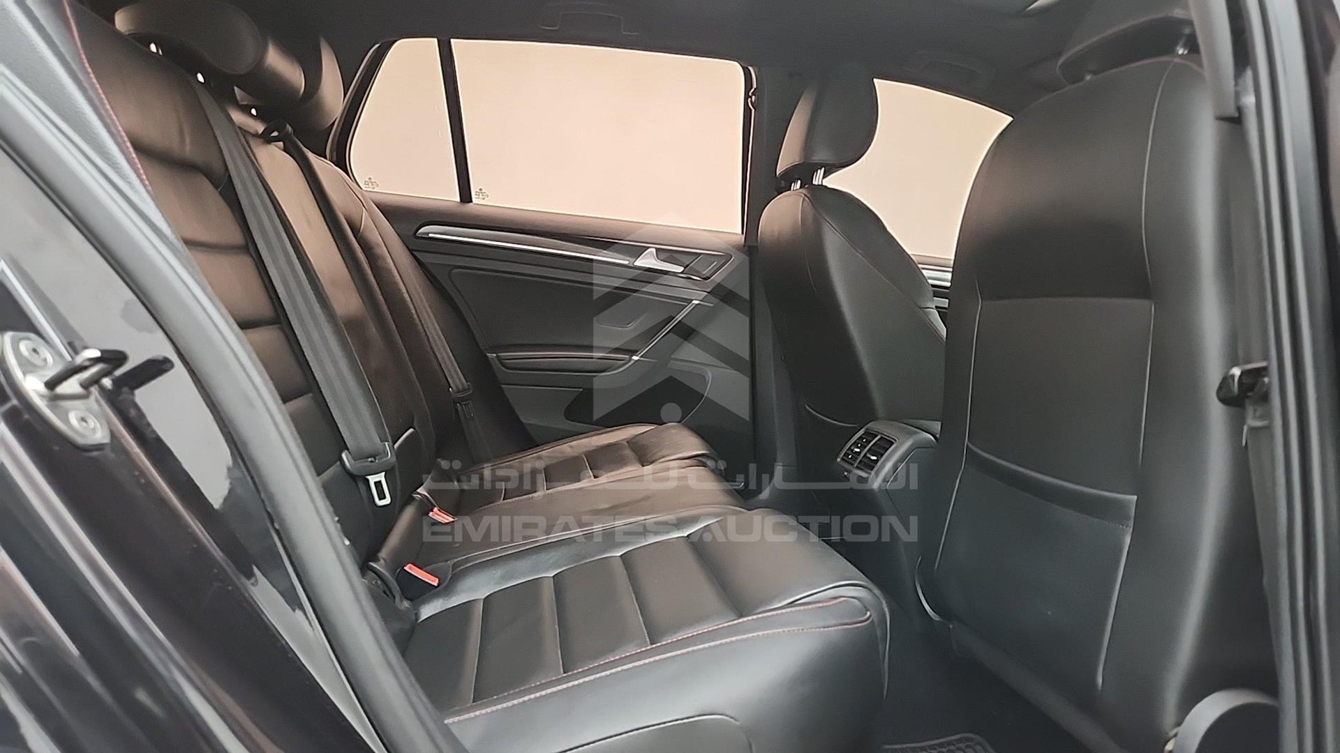2016 VOLKSWAGEN GOLF VIN: 3VW547AU3GM022440