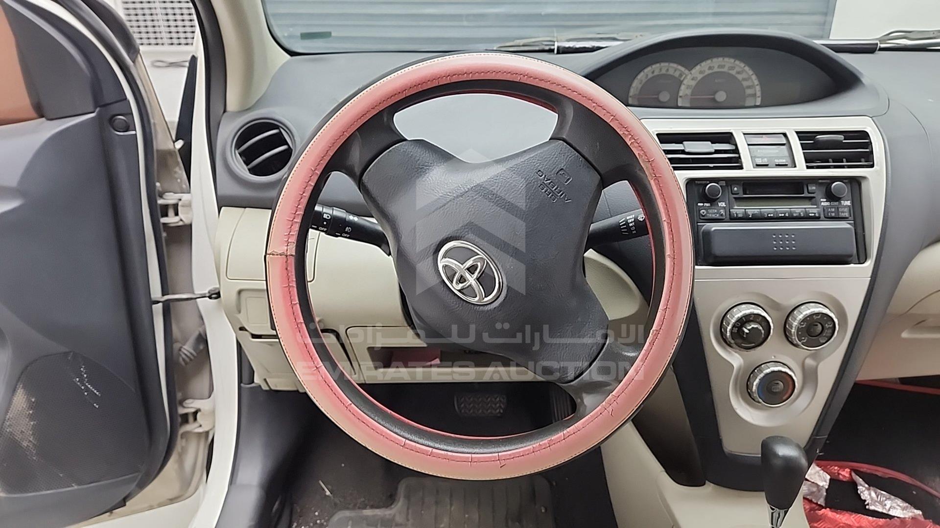 2006 TOYOTA YARIS VIN: JTDBW933261002594