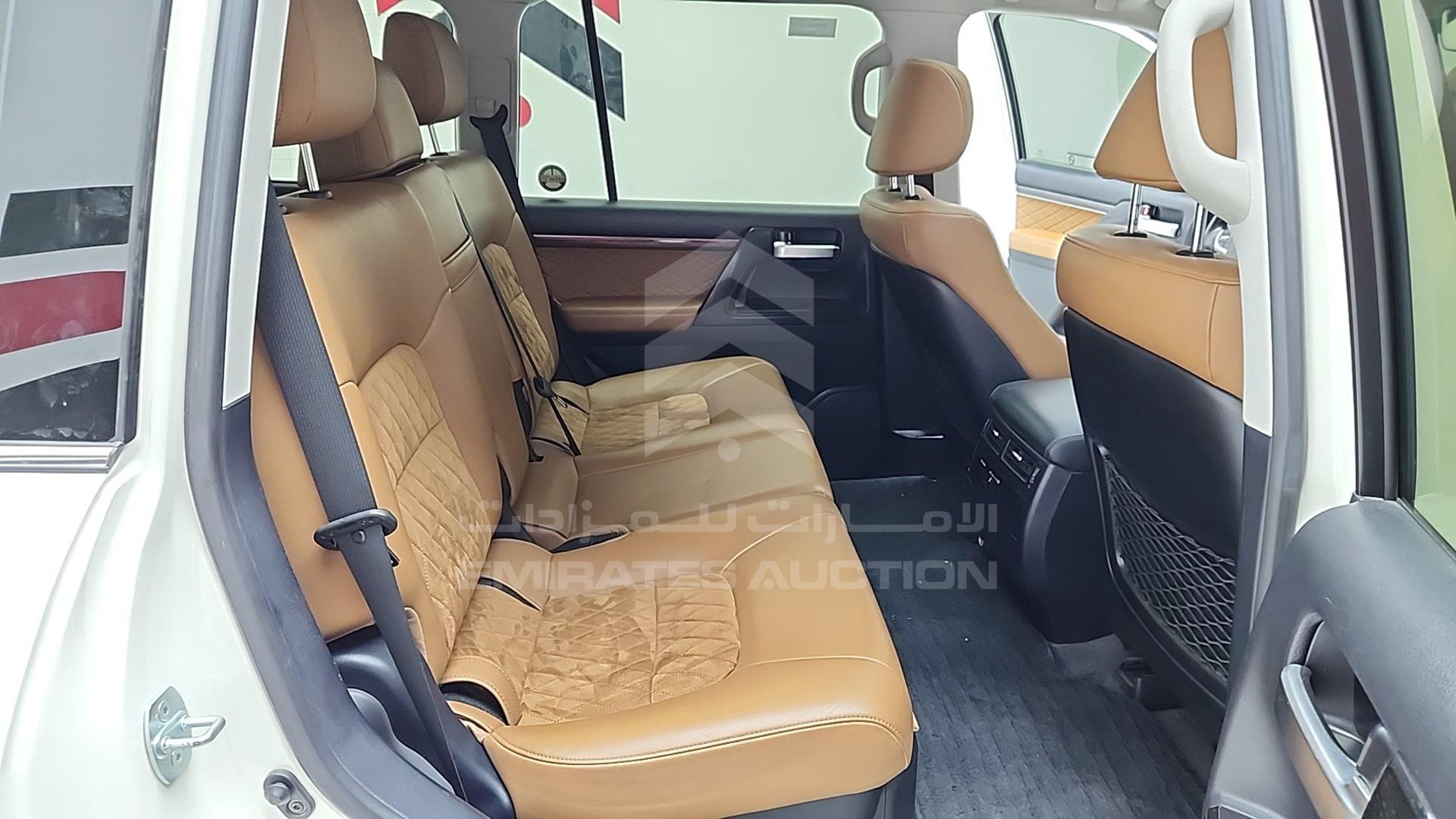 2021 TOYOTA LAND CRUISER VIN: JTMHX01J6M4225253