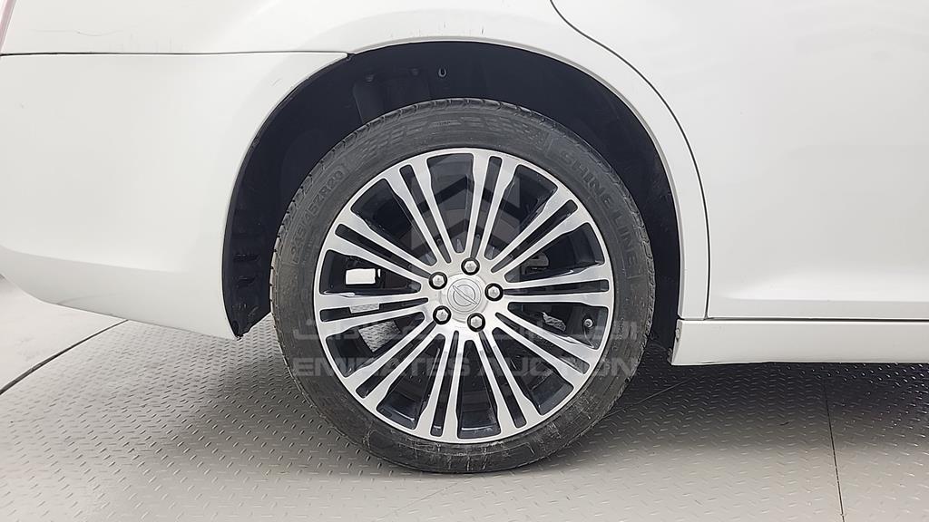2C3CCABG4DH528845 - 2013 CHRYSLER 300 - #526252