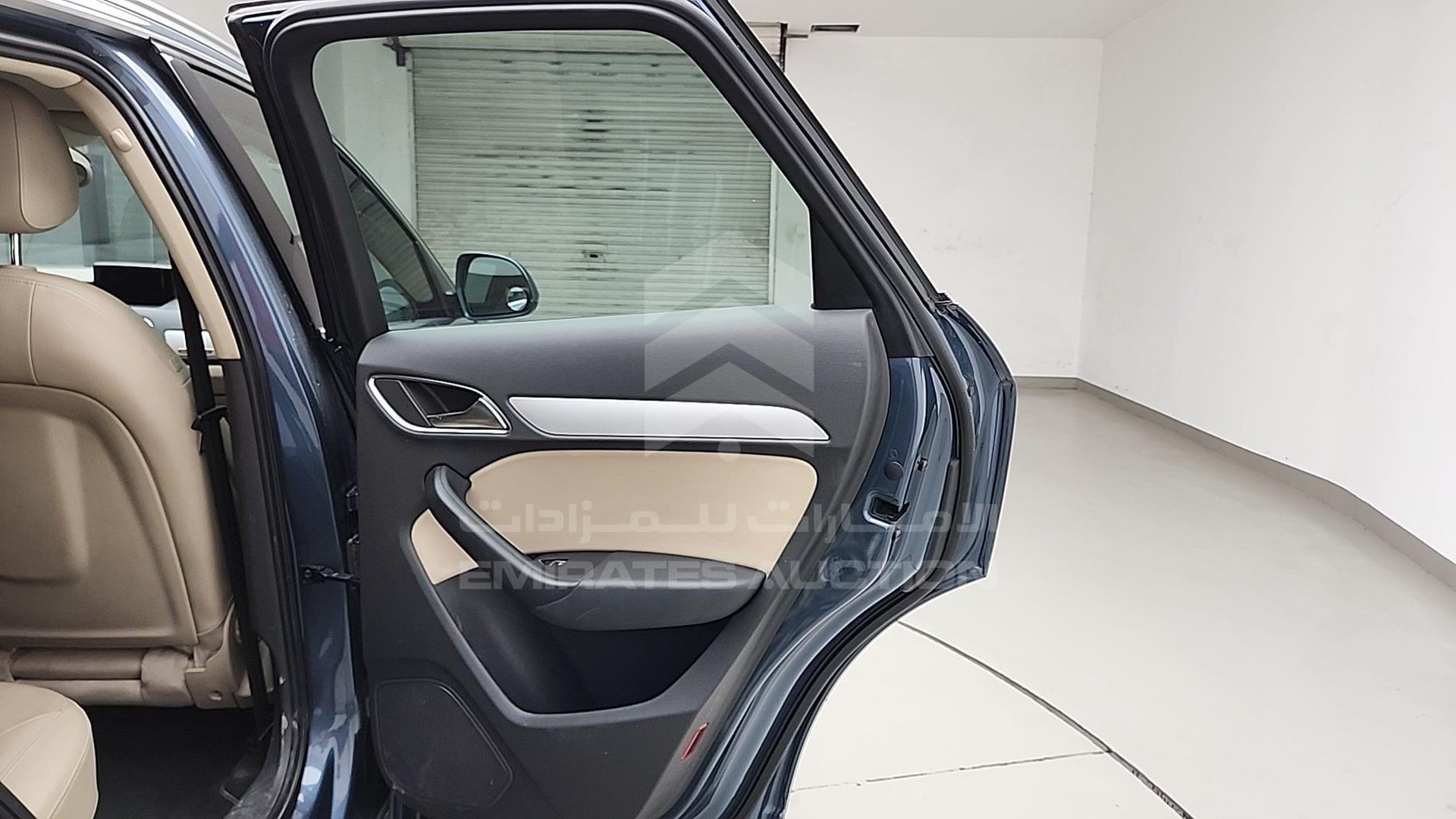 2016 AUDI Q3 VIN: WA1DFAFS5GR000395