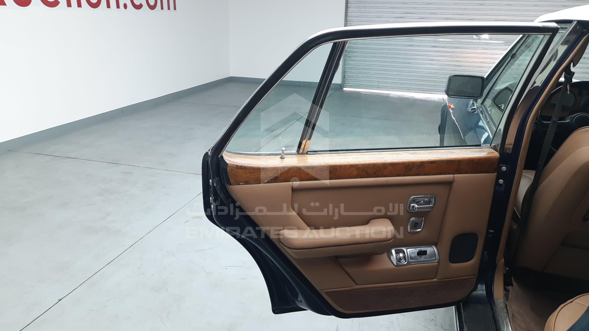 1987 ROLLS-ROYCE SILVER SPUR VIN: SCAZS0004HCX21487