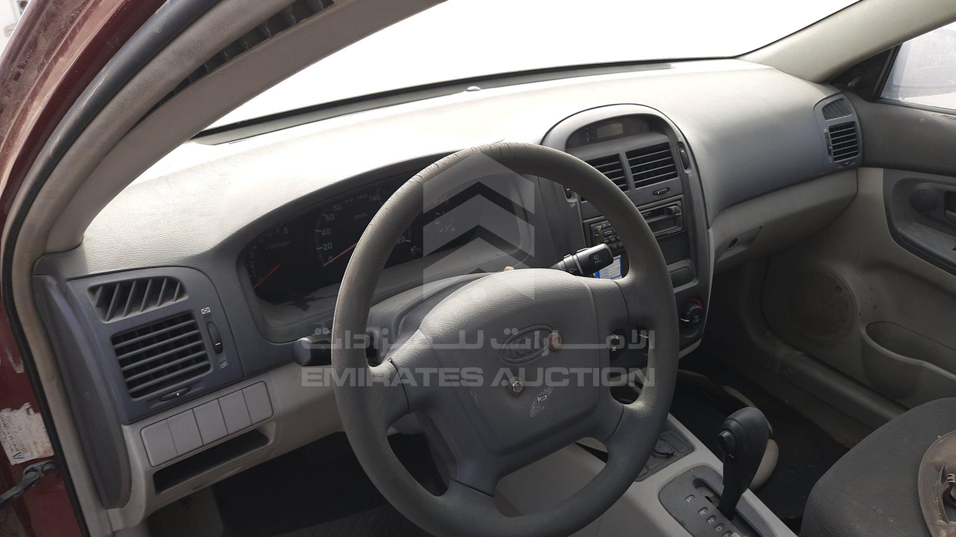 2005 KIA CERATO VIN: KNAFE242155117242
