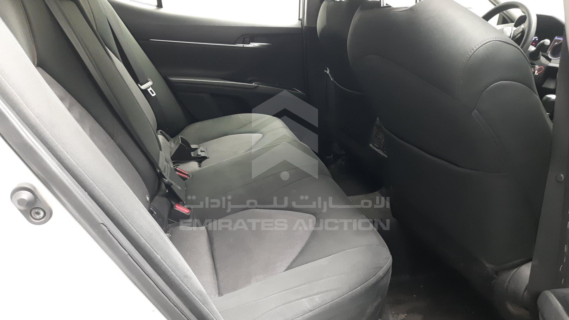 2019 TOYOTA CAMRY VIN: JTNBF9HK7K3024987