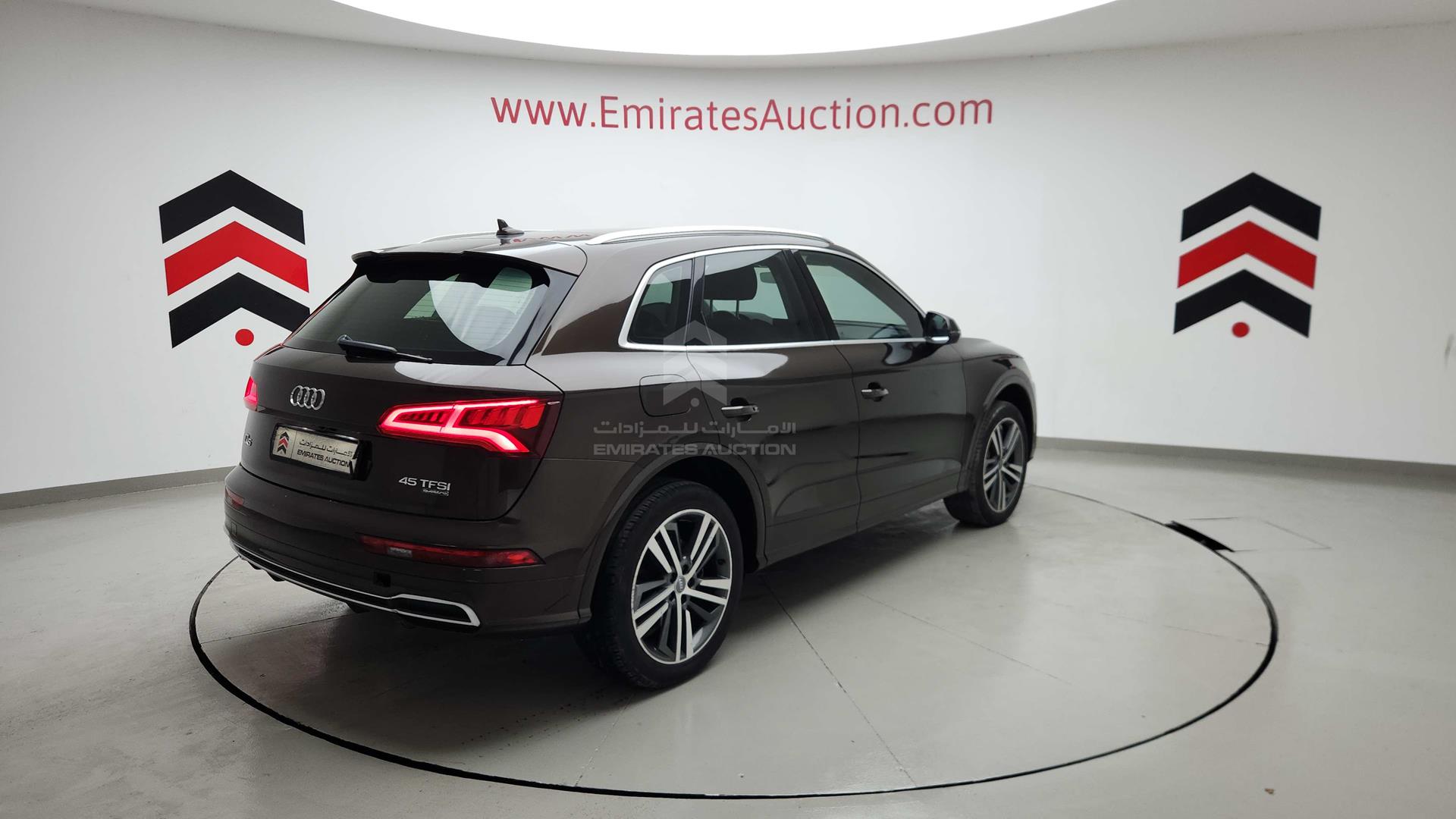2018 AUDI Q5 VIN: WA1ZZZFY3J2134239