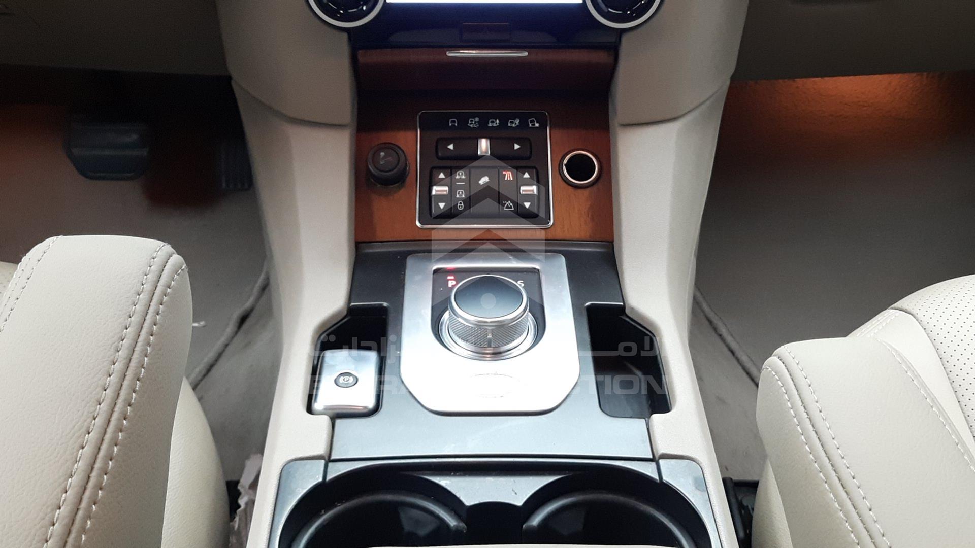 2015 LAND ROVER LR4 VIN: SALLAAAV6FA775622