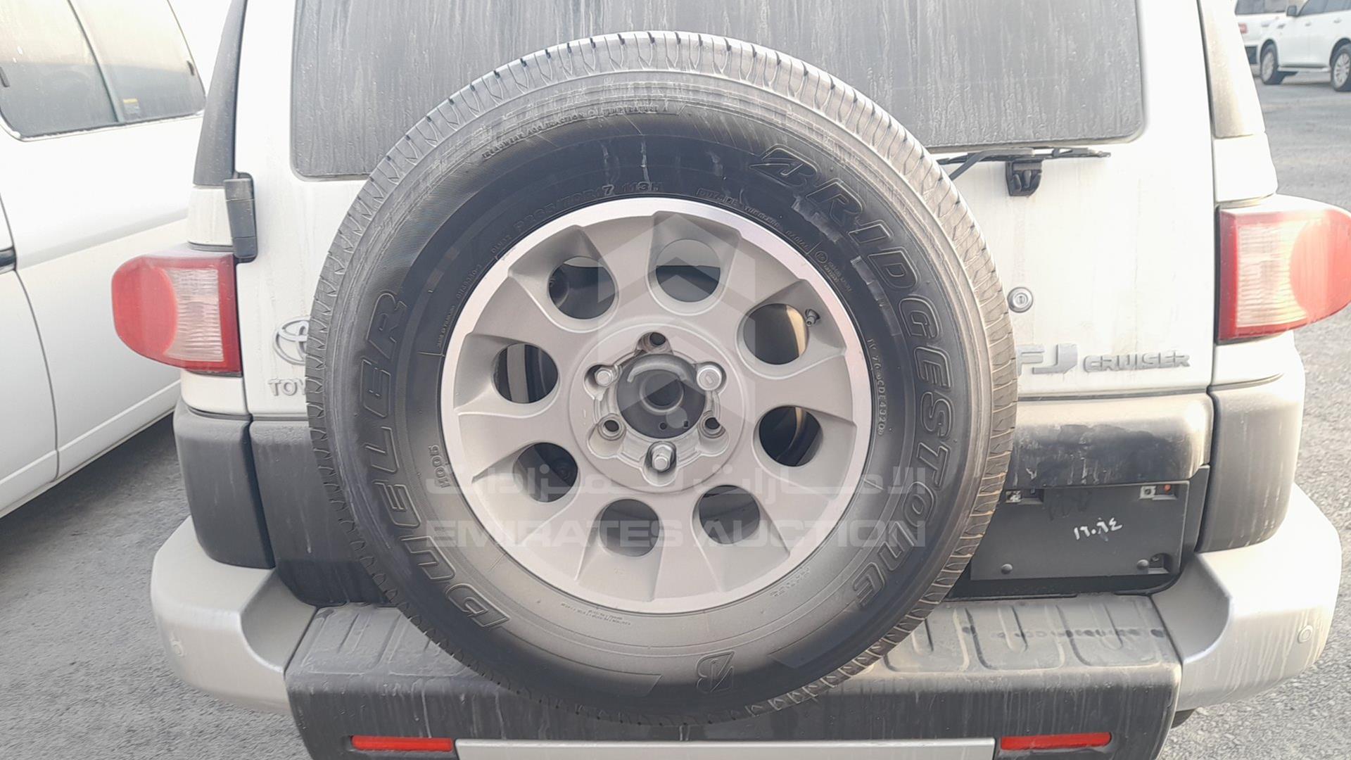 2013 TOYOTA FJ CRUISER VIN: JTEBU11F5DK171029