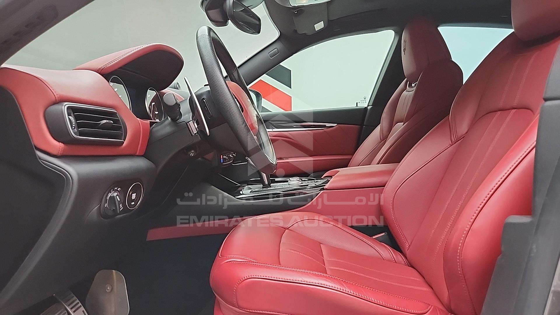 2021 MASERATI LEVANTE VIN: ZN661YUS2MX378091
