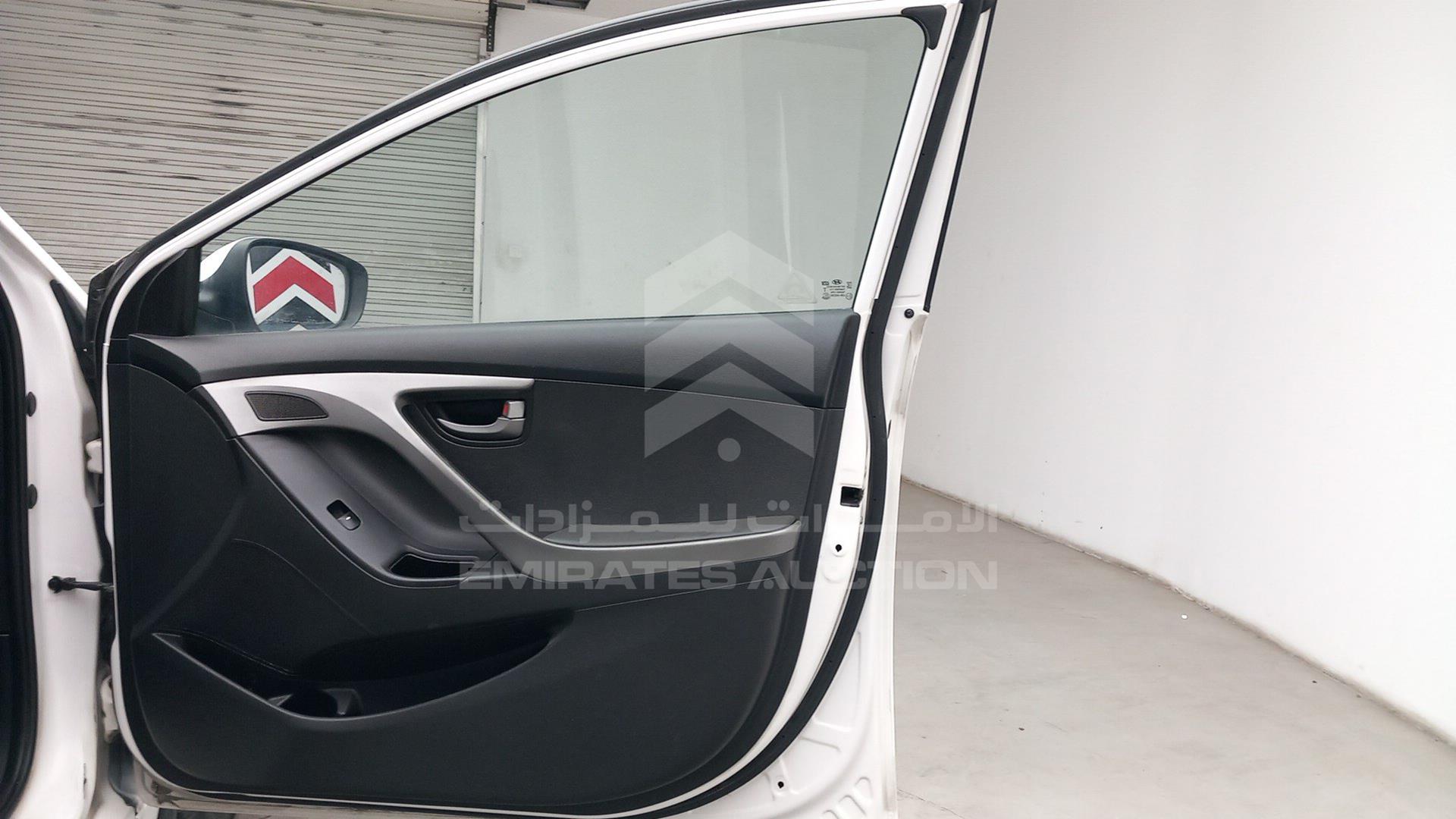 2015 HYUNDAI ELANTRA VIN: KMHDG41C9FU275960