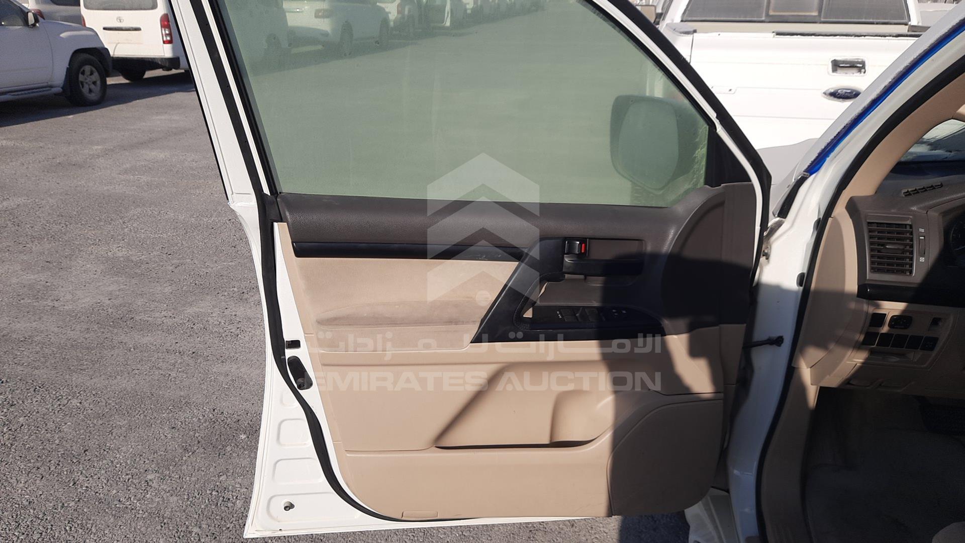 2014 TOYOTA LAND CRUISER VIN: JTMDU09J0E5082369