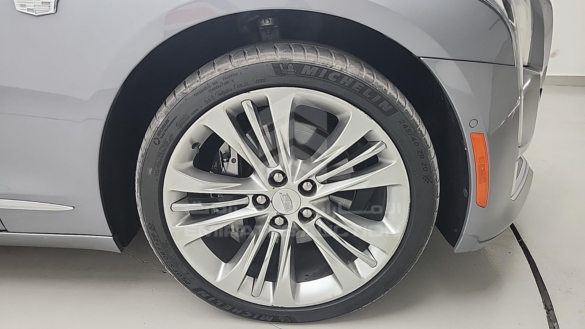 2018 CADILLAC CT6 VIN: 1G6K95R67JU100774