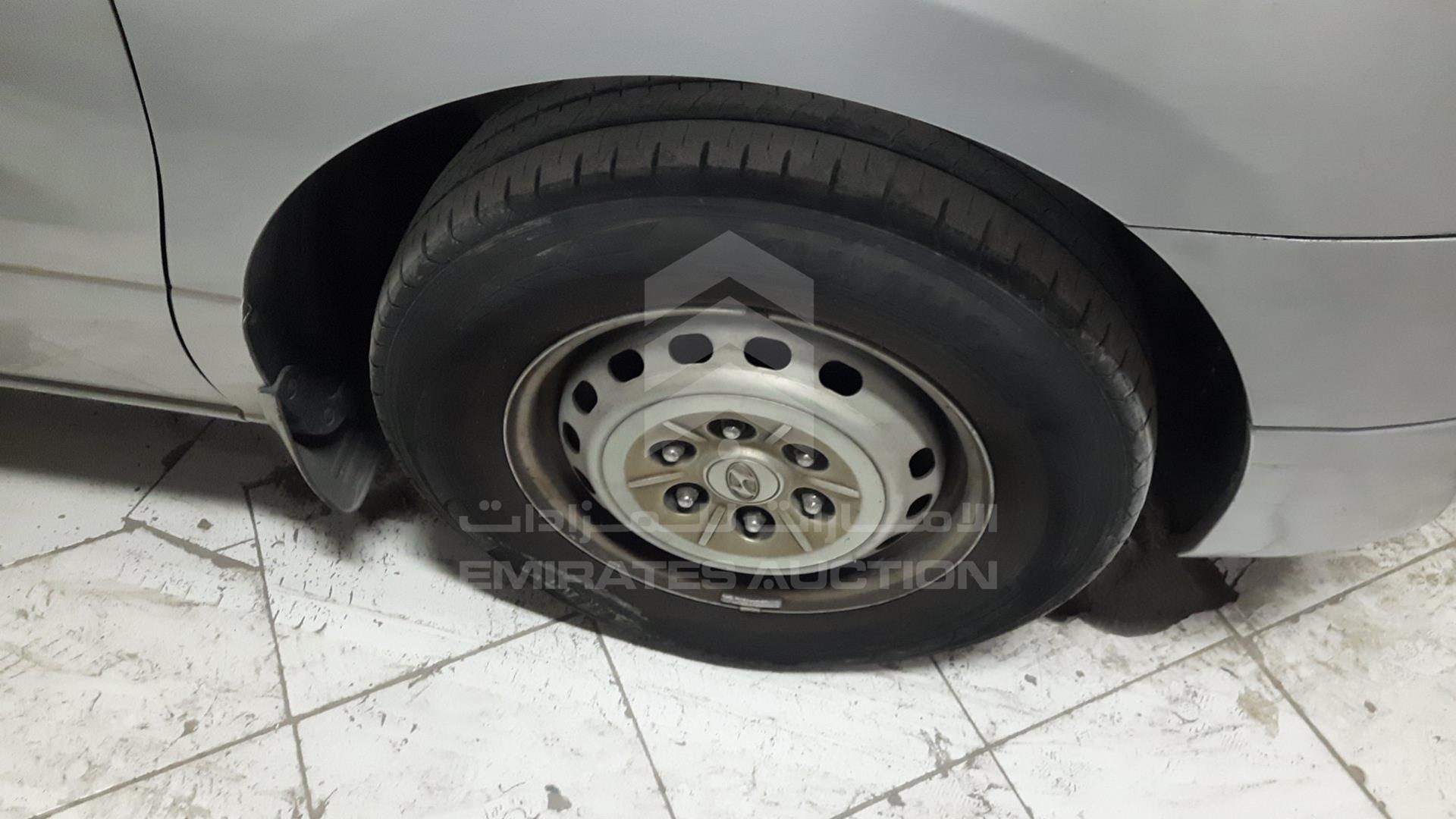 2018 HYUNDAI H1 VIN: KMHWG81RXJU967562