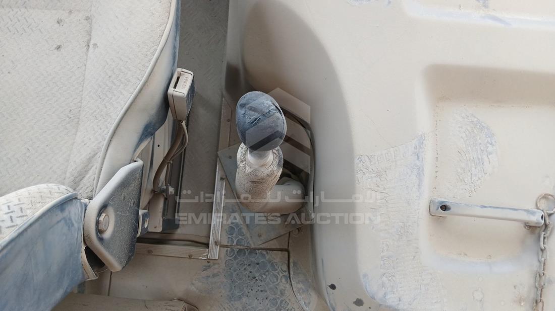 2016 Ashok Leyland Falcon — Gear View — Photo 17