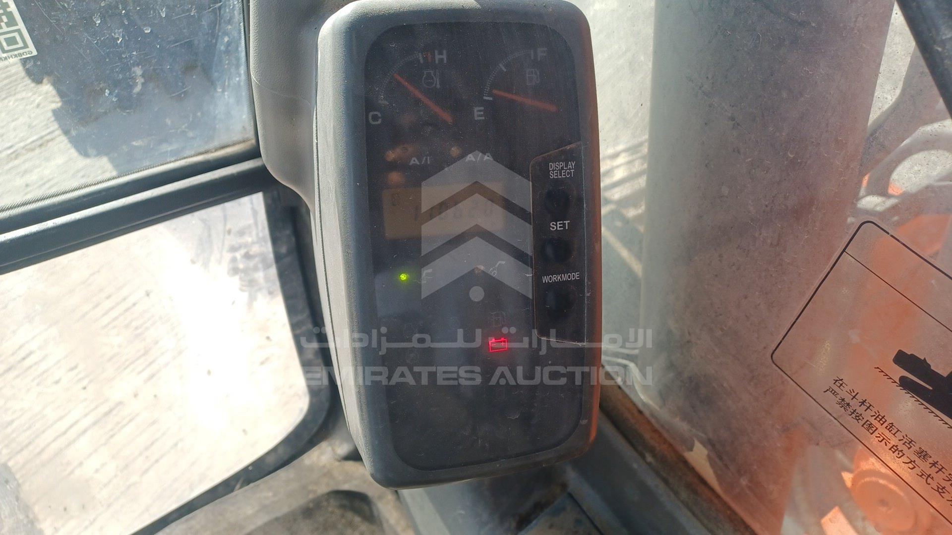 2015 HITACHI EXCAVATOR VIN: HHEAYK00C00100545