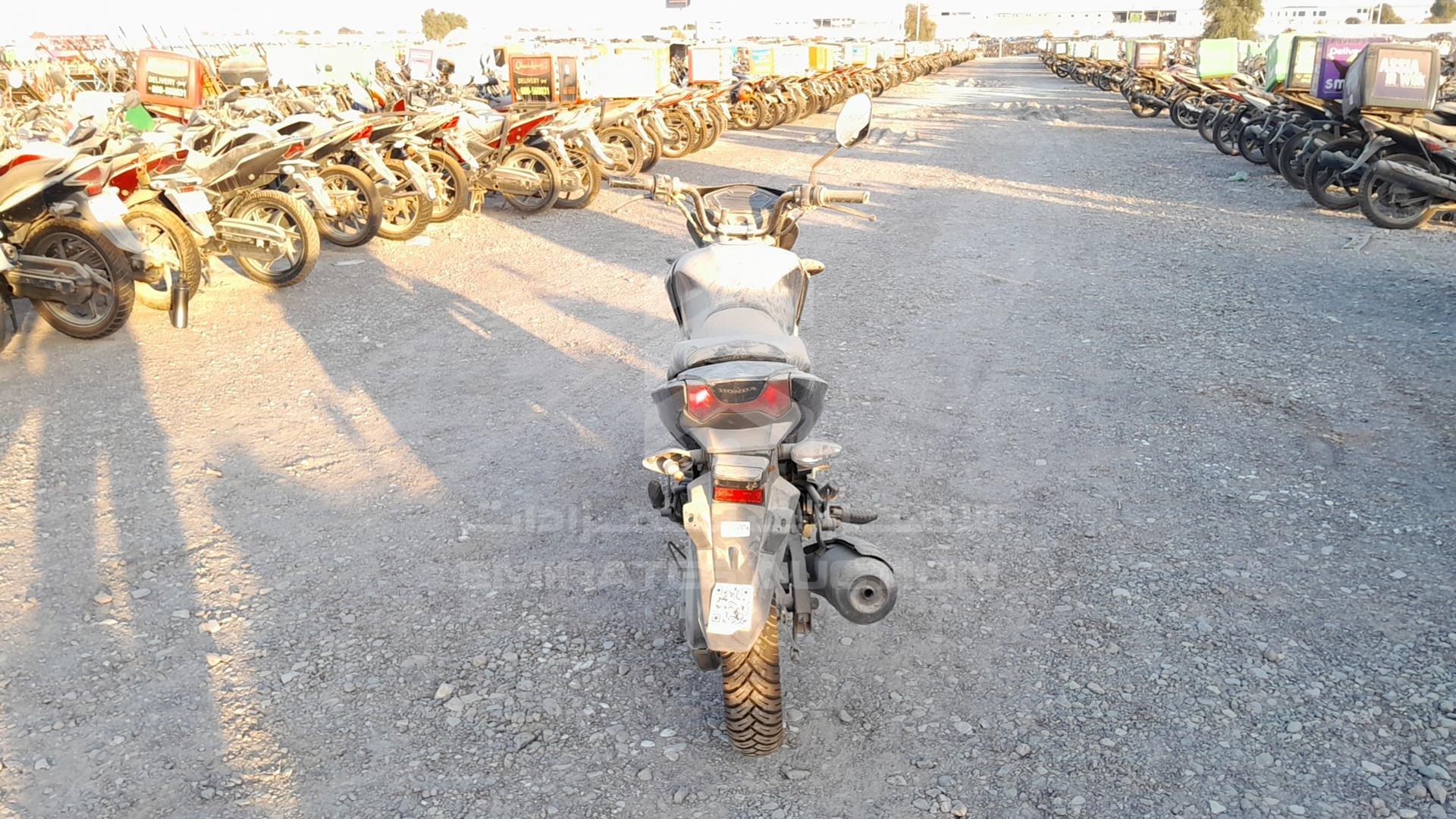 2016 HONDA UNICORN 160 VIN: ME4KC204FG8026364