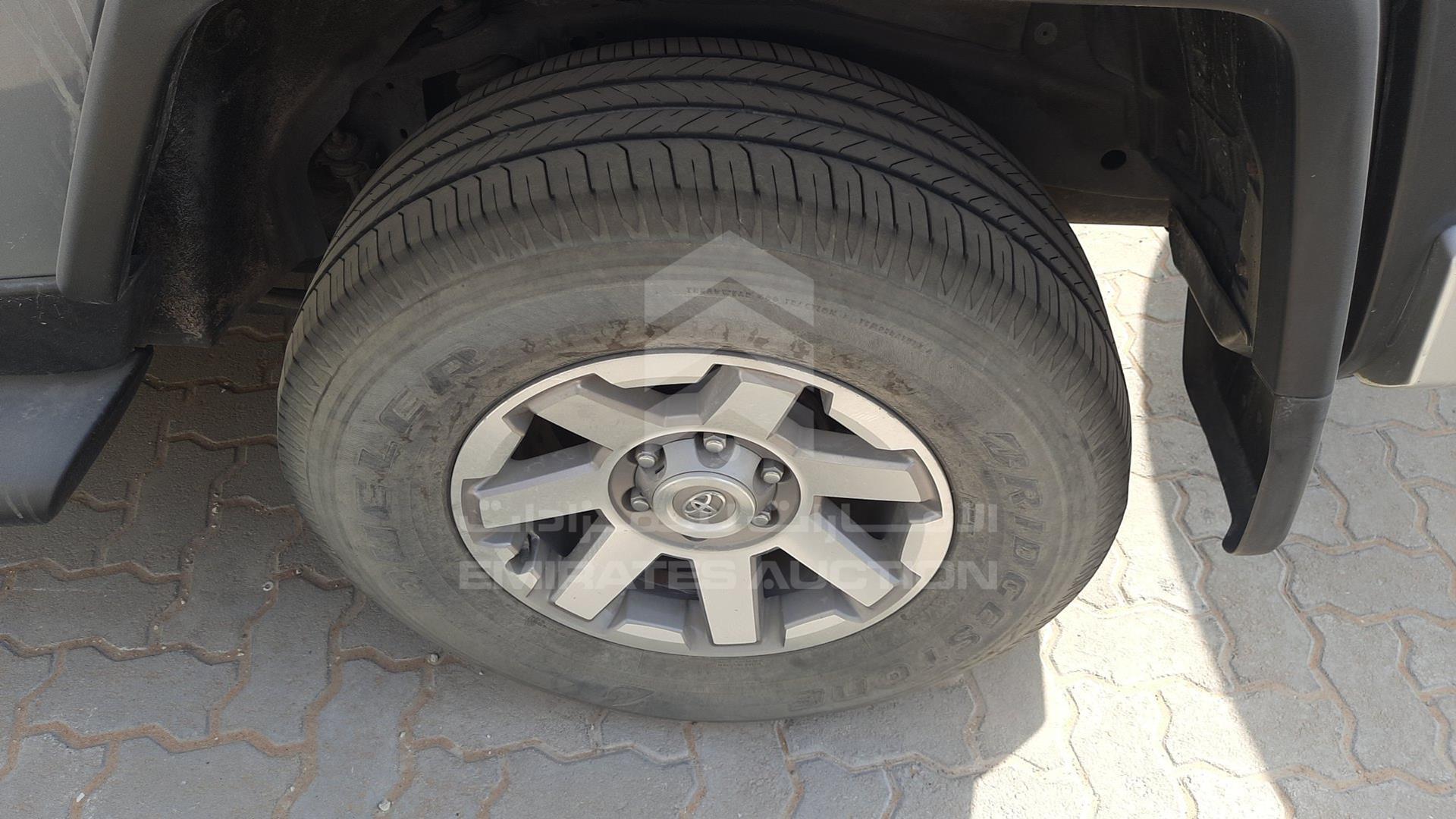2014 TOYOTA FJ CRUISER VIN: JTEBU11F1EK198021