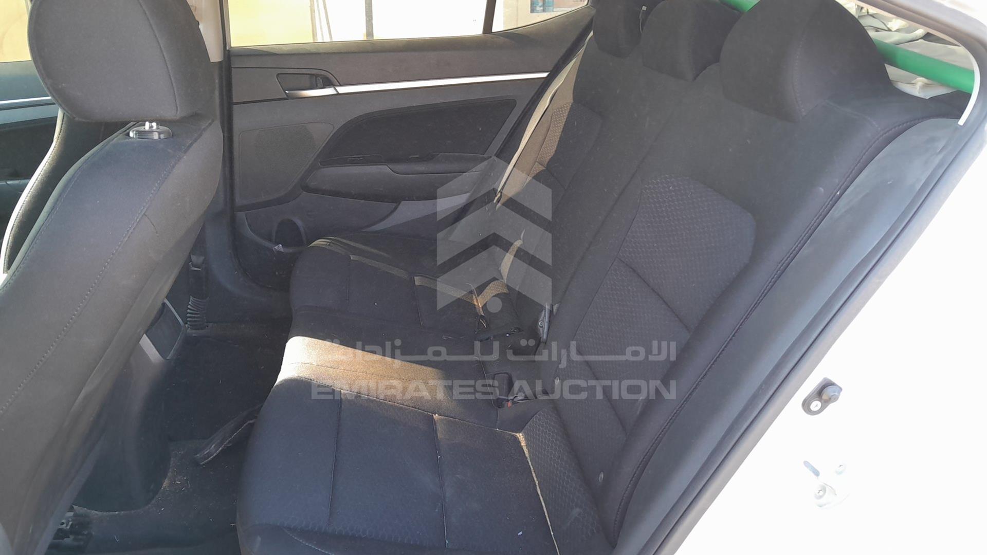 2019 HYUNDAI ELANTRA VIN: KMHD84LF7KU886035