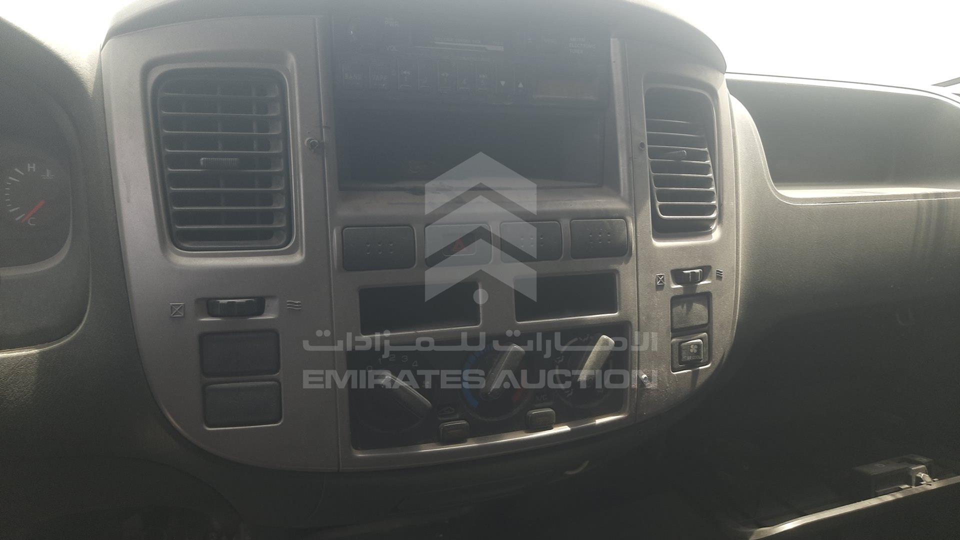 2010 NISSAN URVAN VIN: JN6AE54S7AX021965