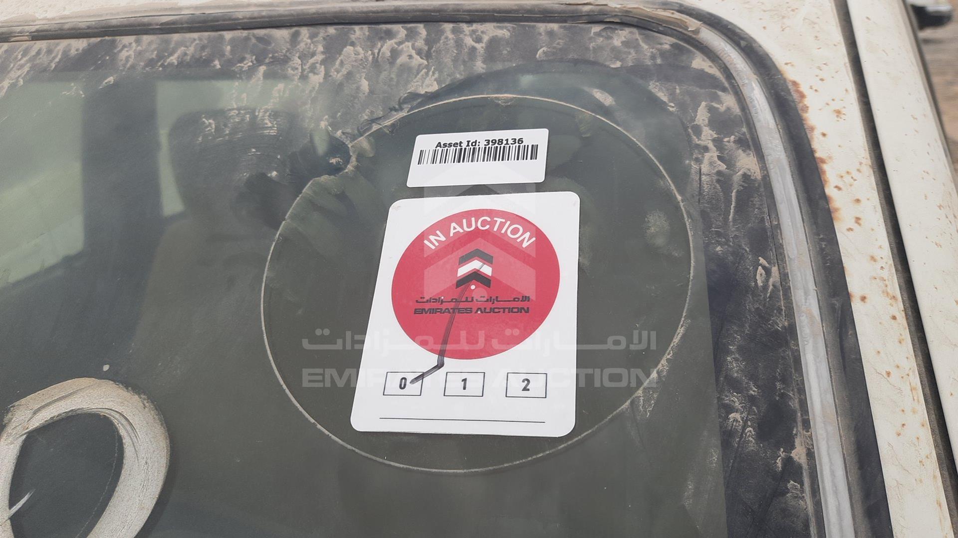 2004 TOYOTA HILUX VIN: JTFEM426740137615