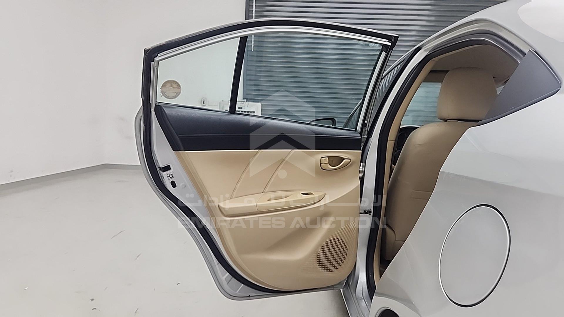 2015 TOYOTA YARIS VIN: MHFBT9F36F6036632