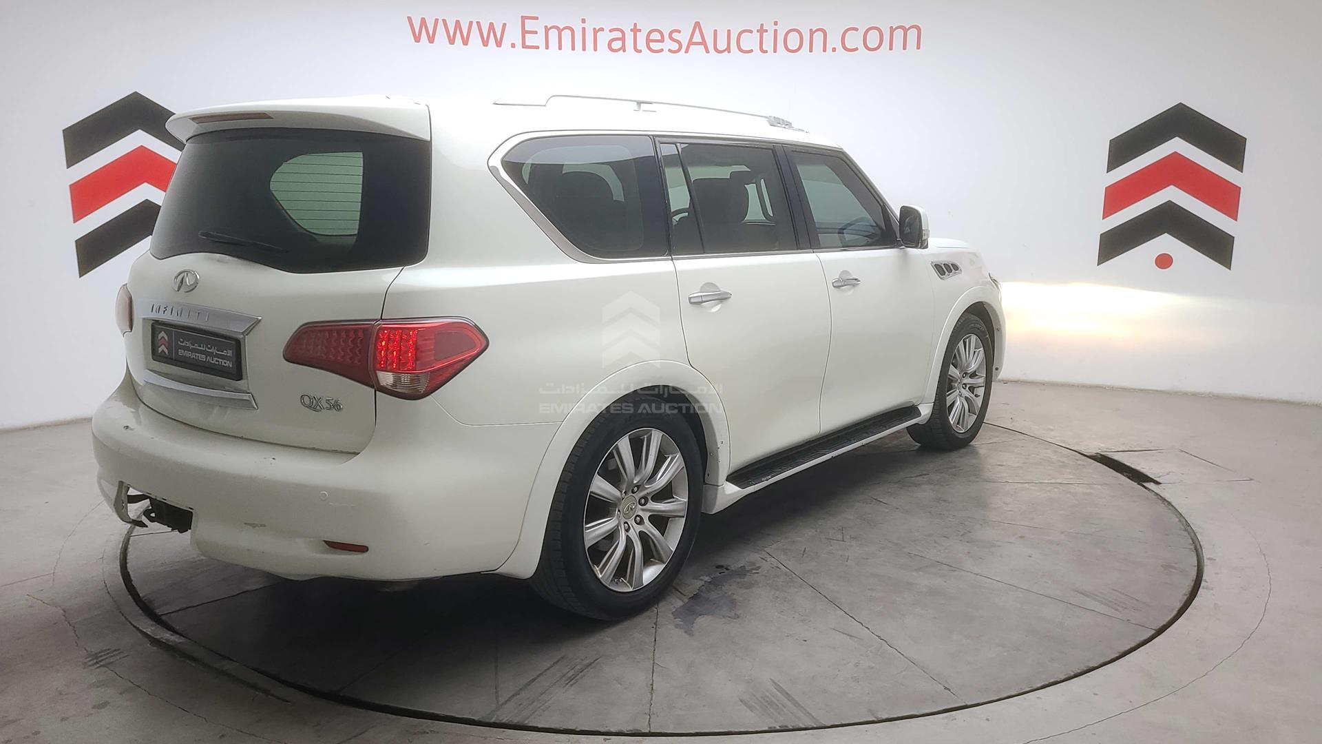 2011 INFINITI QX56 VIN: JNRAZ25Y6B9000720