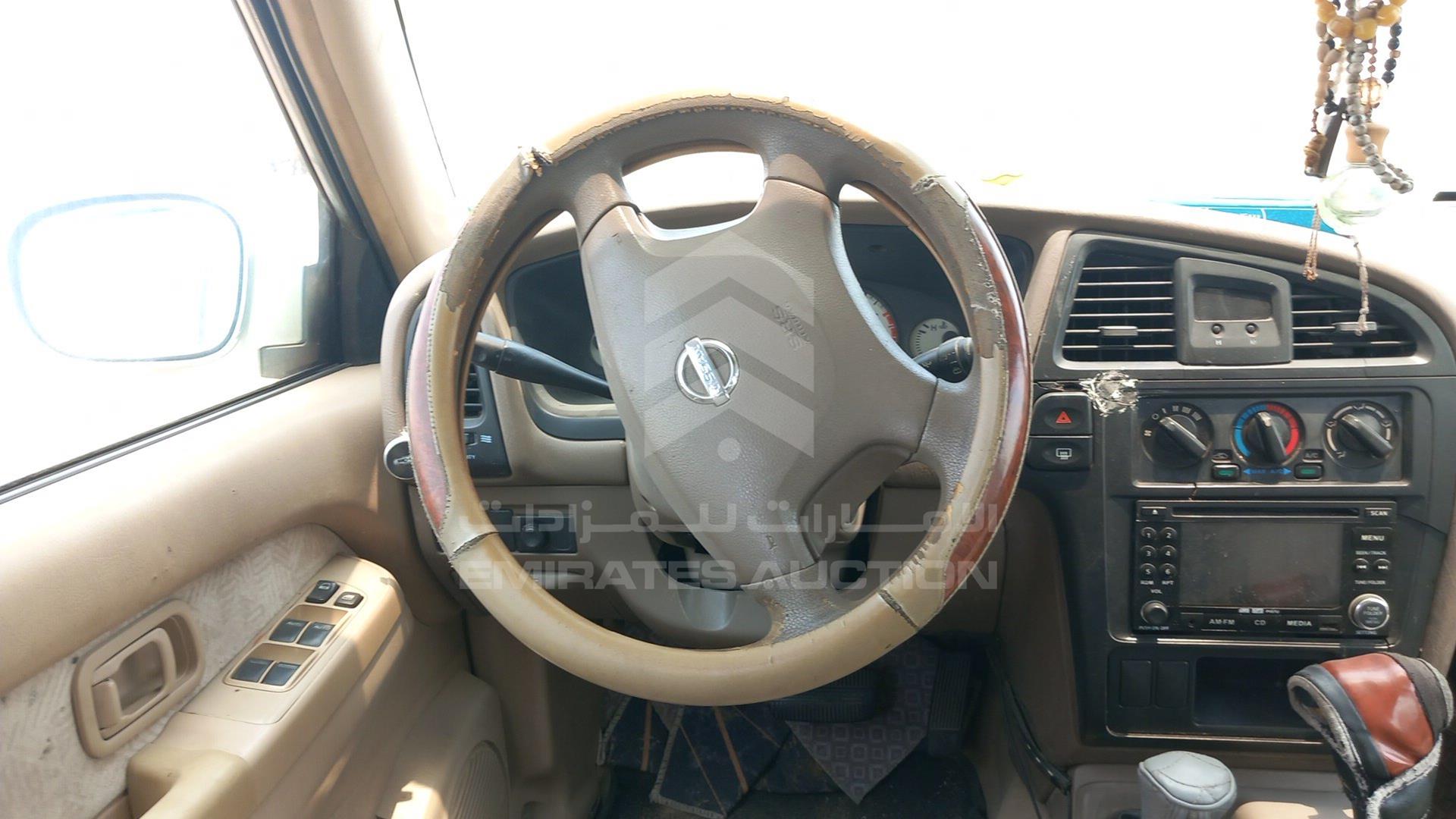 2002 NISSAN PATHFINDER VIN: JN8AR05Y62W522936