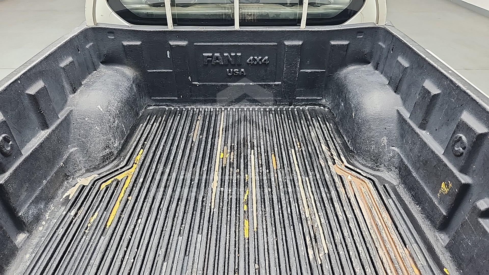 2012 MITSUBISHI L 200 VIN: MMBJNKA40CD053877