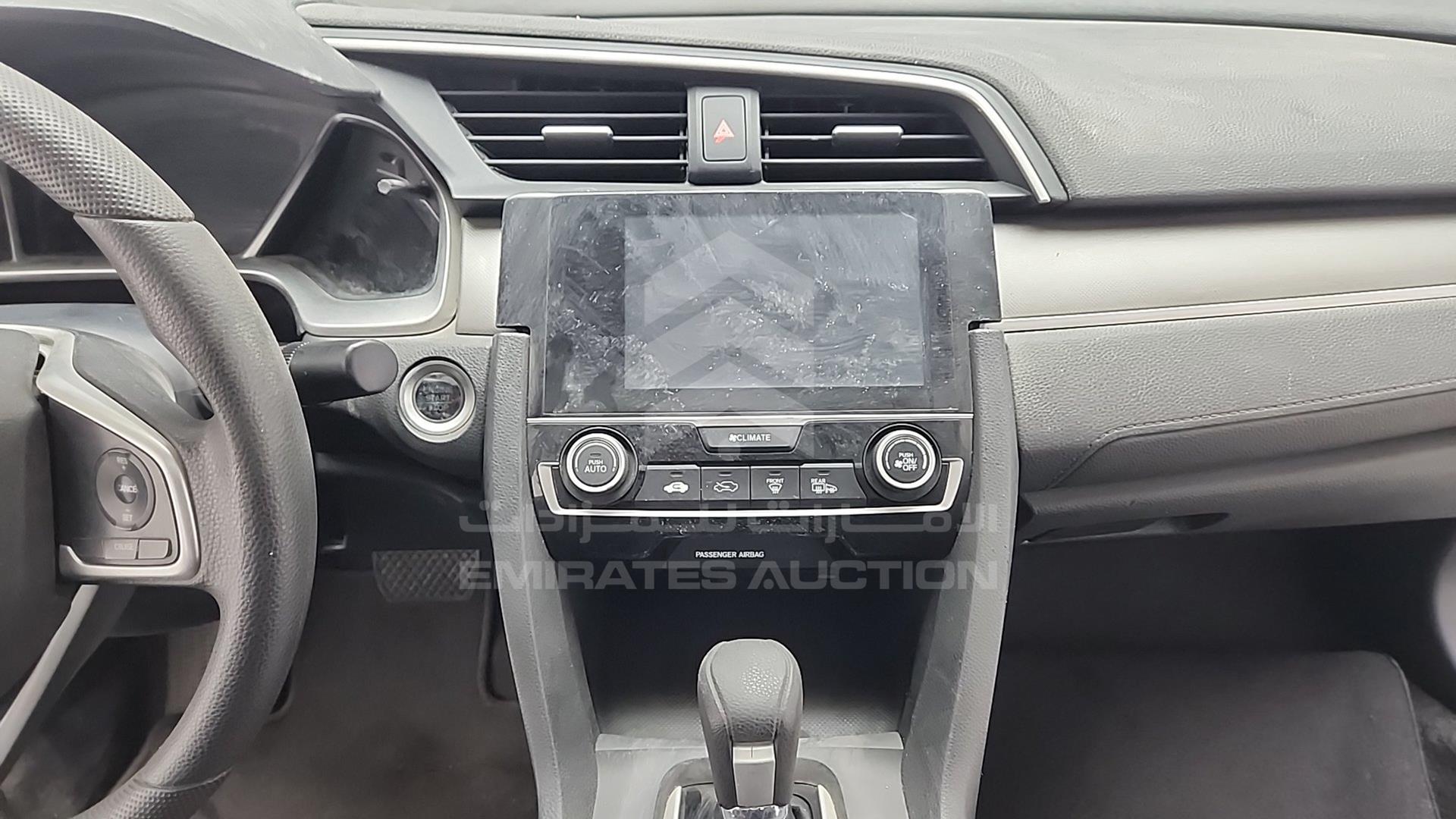 2018 HONDA CIVIC VIN: 2HGFC2F70JH592807