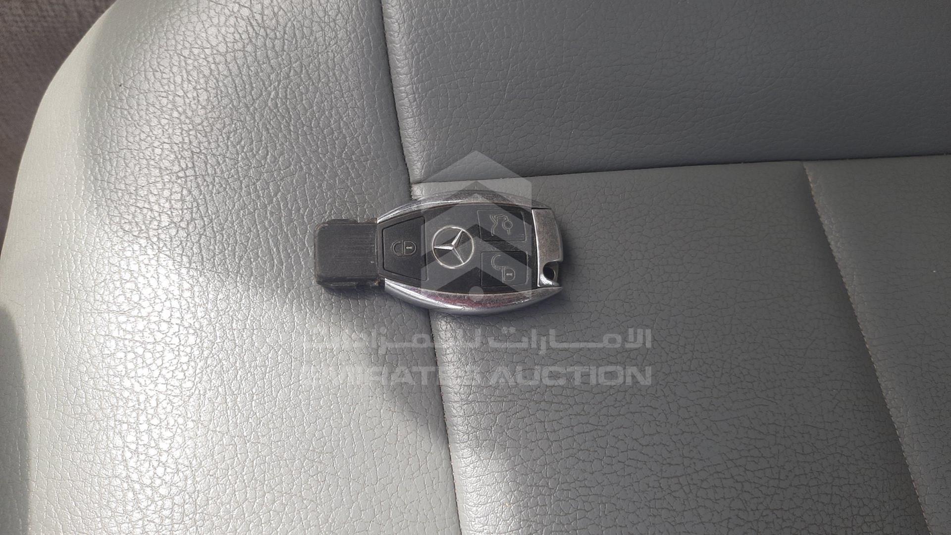 0 MERCEDES --- VIN: WDDHF5EB3DA667532