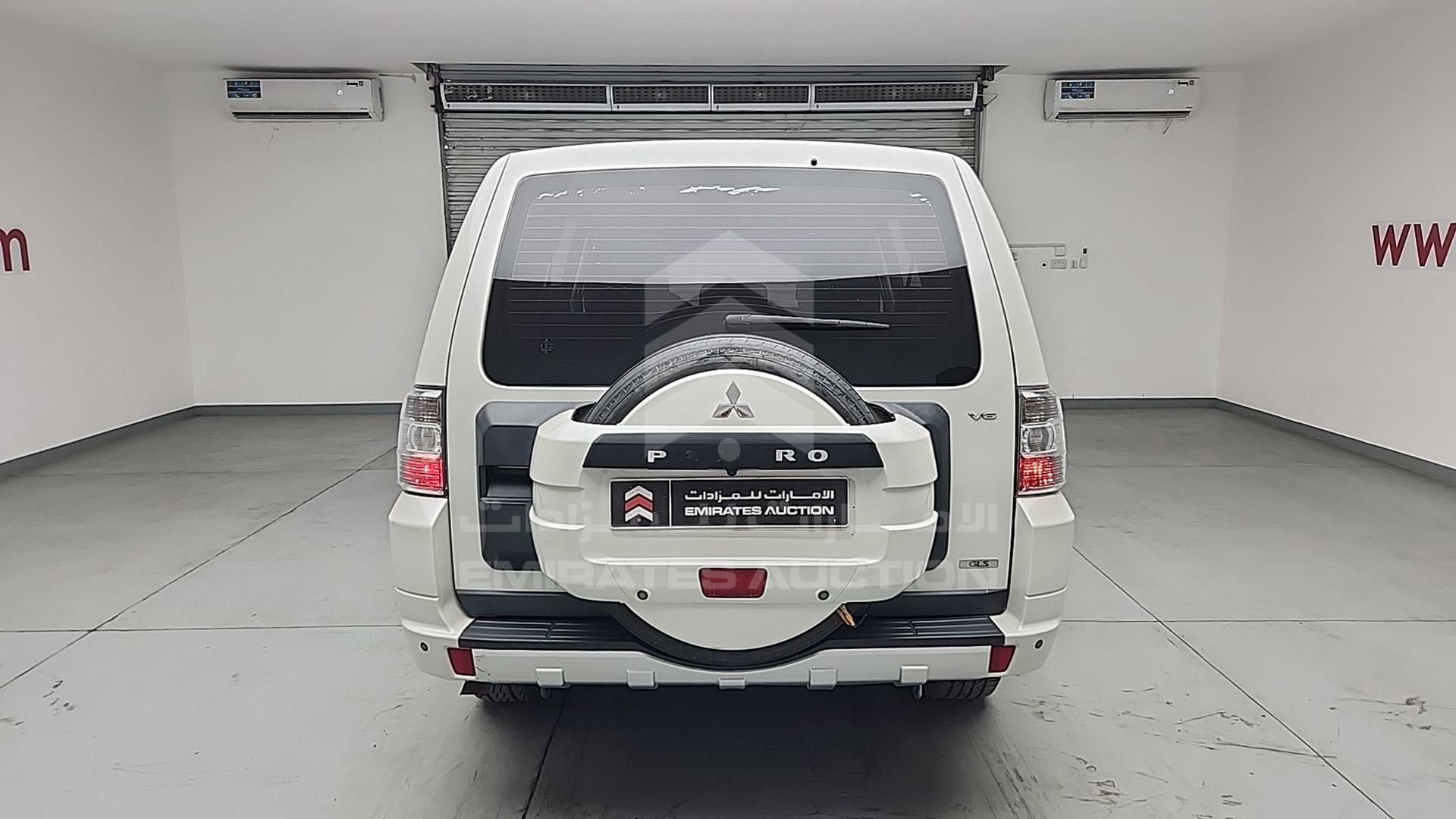 2014 MITSUBISHI PAJERO VIN: JMYLRV95WEJ708829