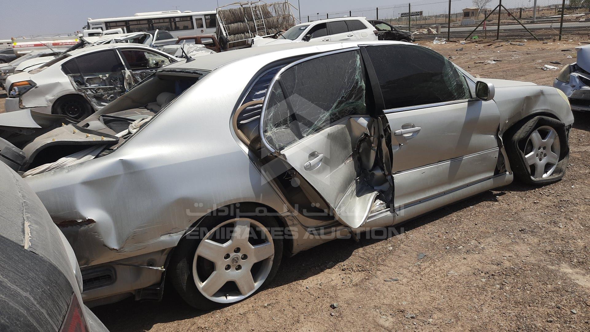 2001 LEXUS LS 430 VIN: JTHBN30F410009056