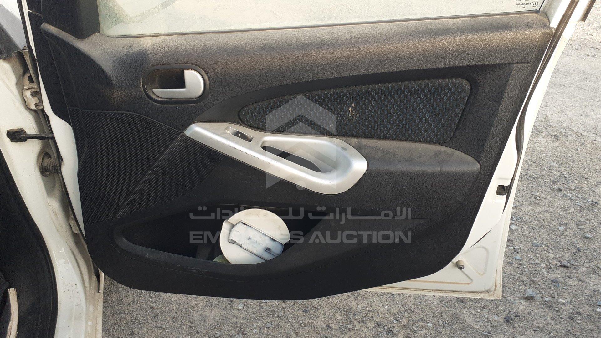 MAJTJ2ZD1FAA59386 - 2015 Ford Figo - #378394