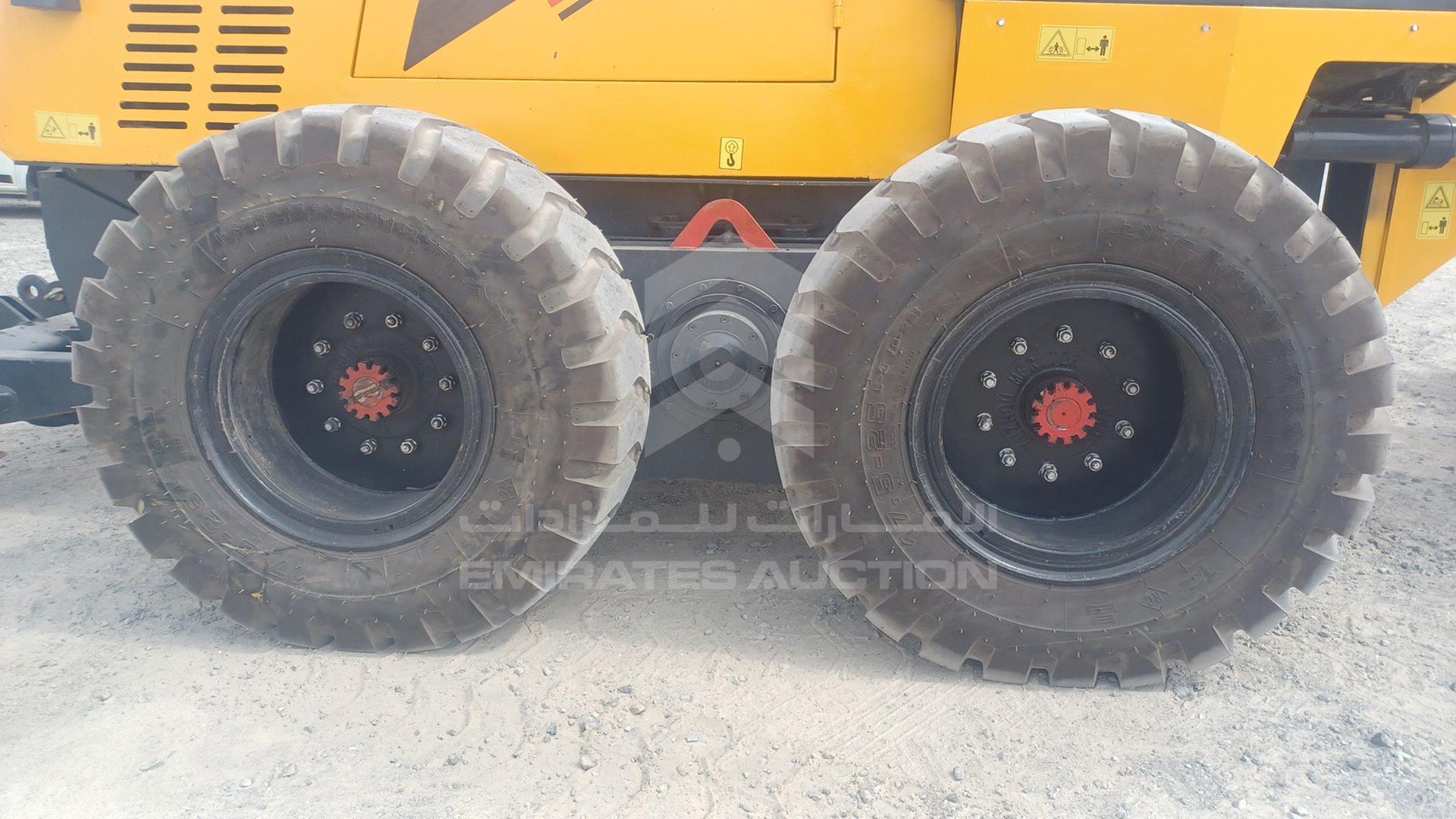 2023 XCMG --- VIN: XUG18033LH0321894