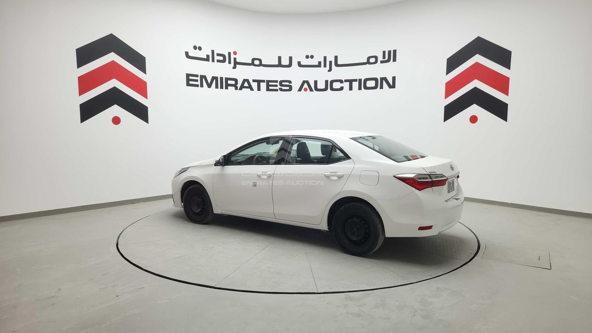 2018 TOYOTA COROLLA VIN: RKLBB9HE7J5213722
