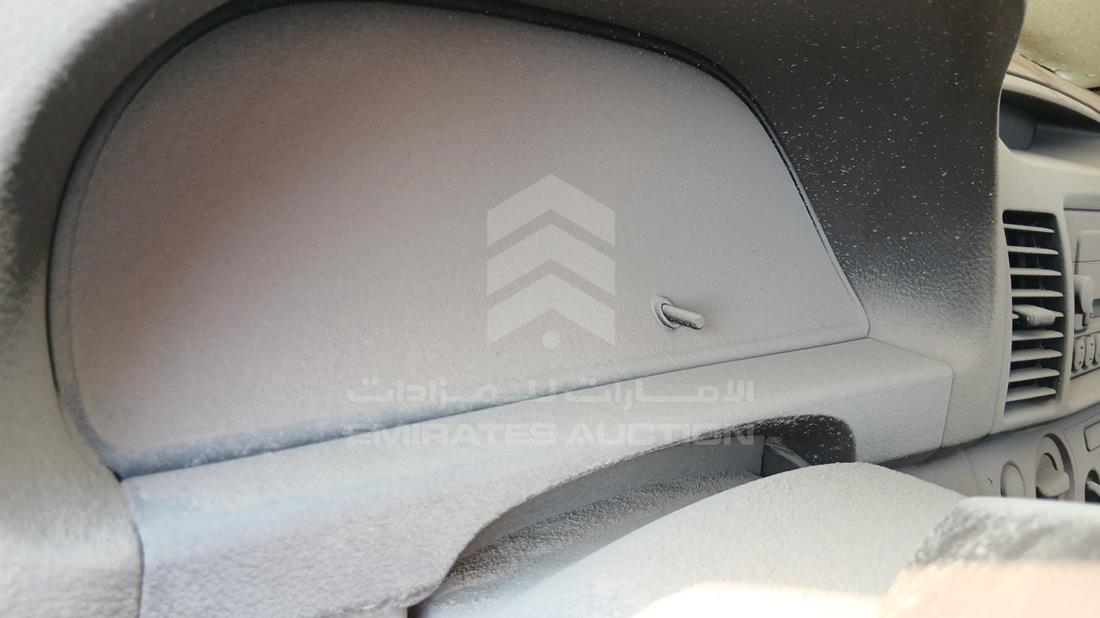 2004 Toyota Camry — Speedometer & RPM Gauges — Photo 14