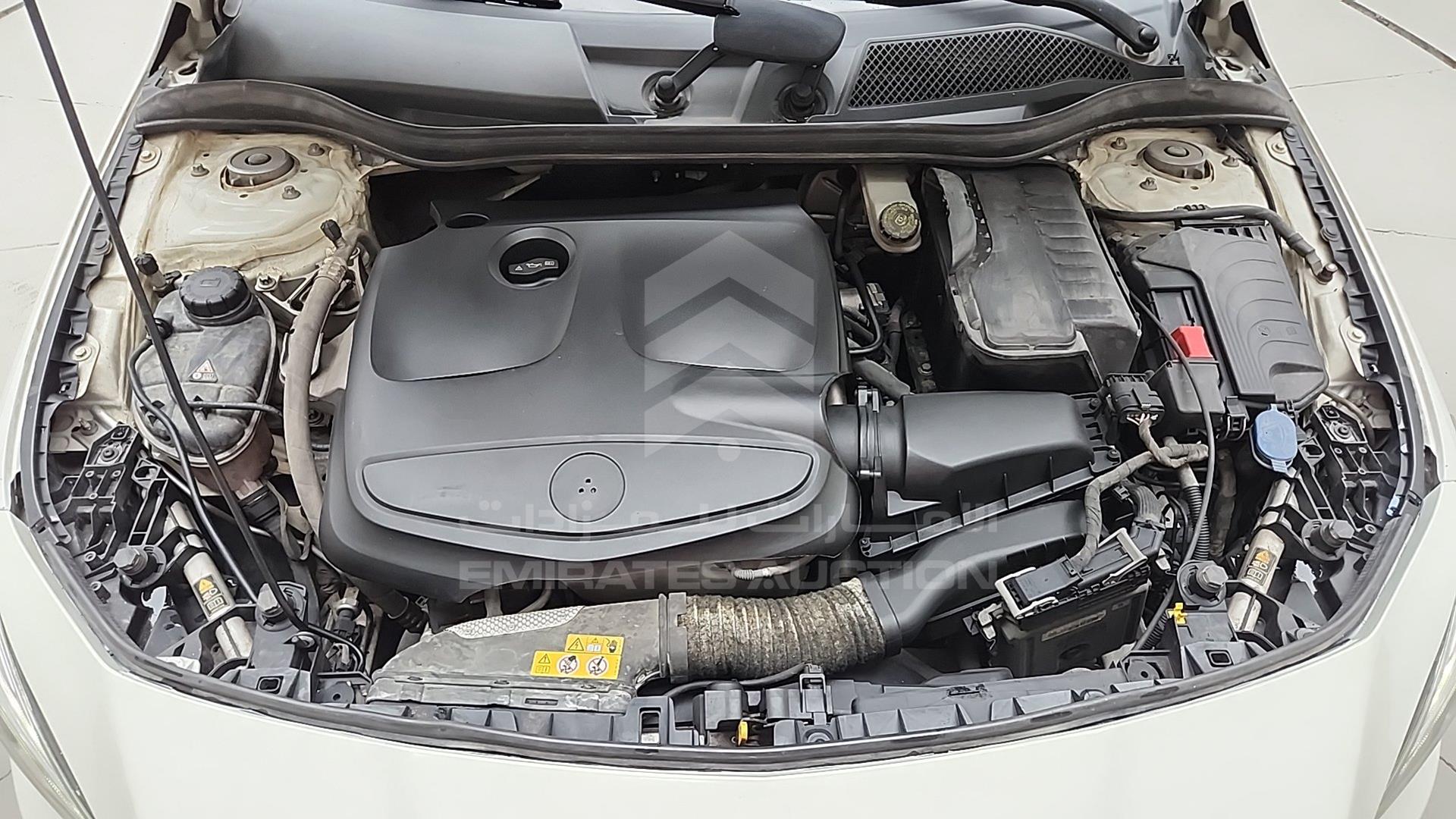 2015 MERCEDES CLA 250 VIN: WDDSJ4GB7FN183581
