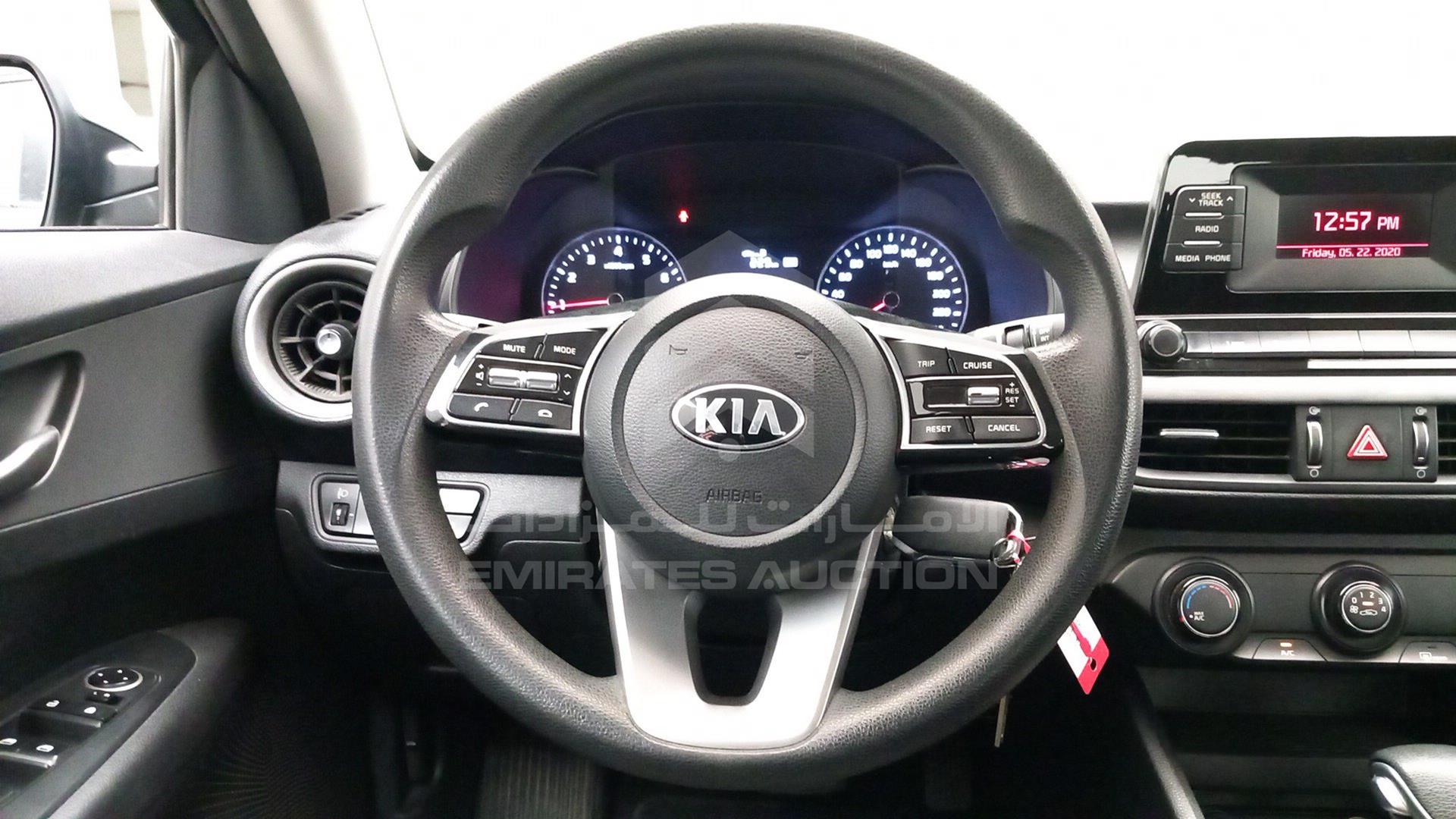 2020 KIA CERATO VIN: KNAF24164L5857182