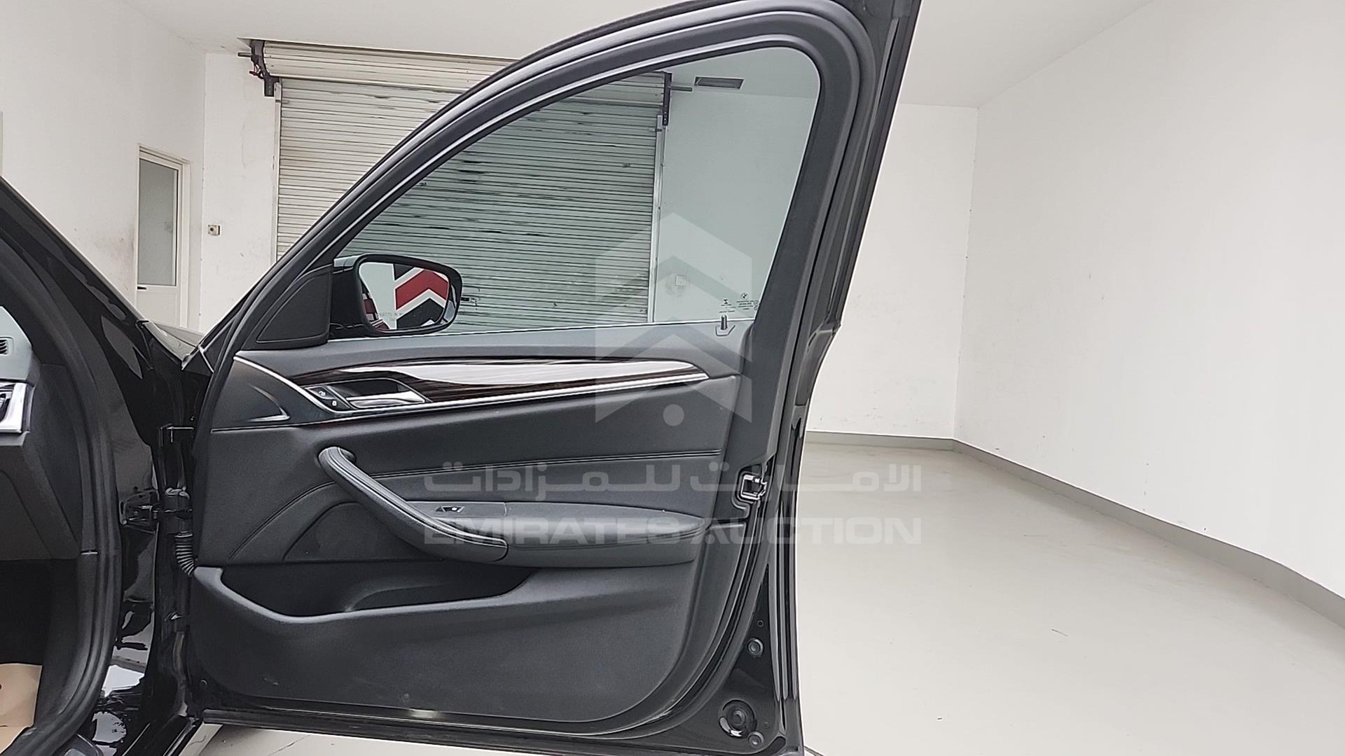 2017 BMW 530 VIN: WBAJA7C33HG906451