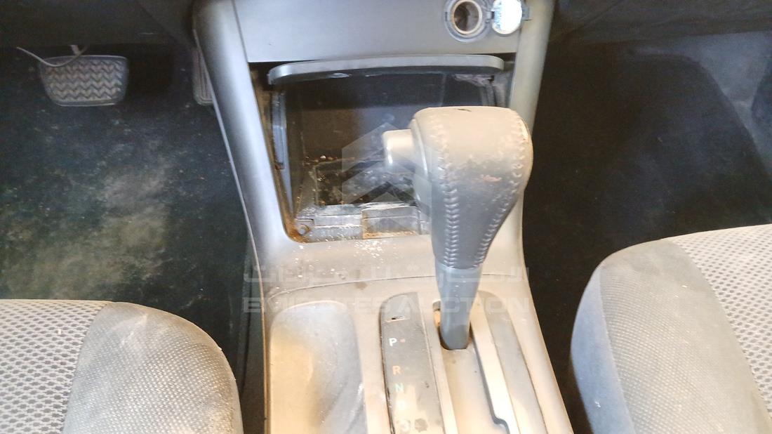 2005 Toyota Camry — Gear View — Photo 17