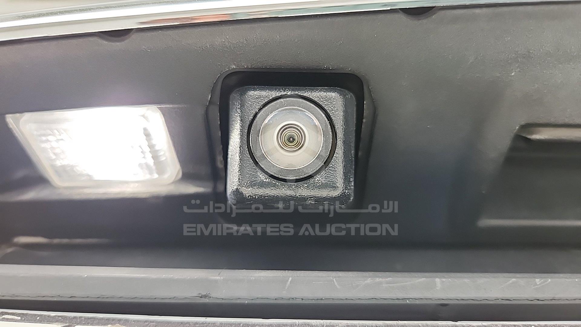 2014 MERCEDES E 300 VIN: WDDHF5FB5EA869417