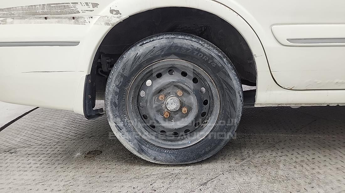 2004 Nissan Sunny — Rear Right Tyre — Photo 40