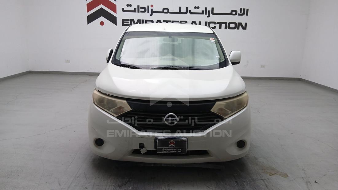 2013 Nissan Quest — Full Front View — Photo 1