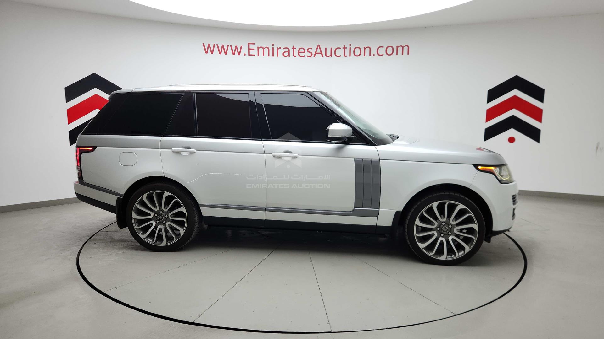 2014 RANGE ROVER VOGUE VIN: SALGS2EF1EA132650