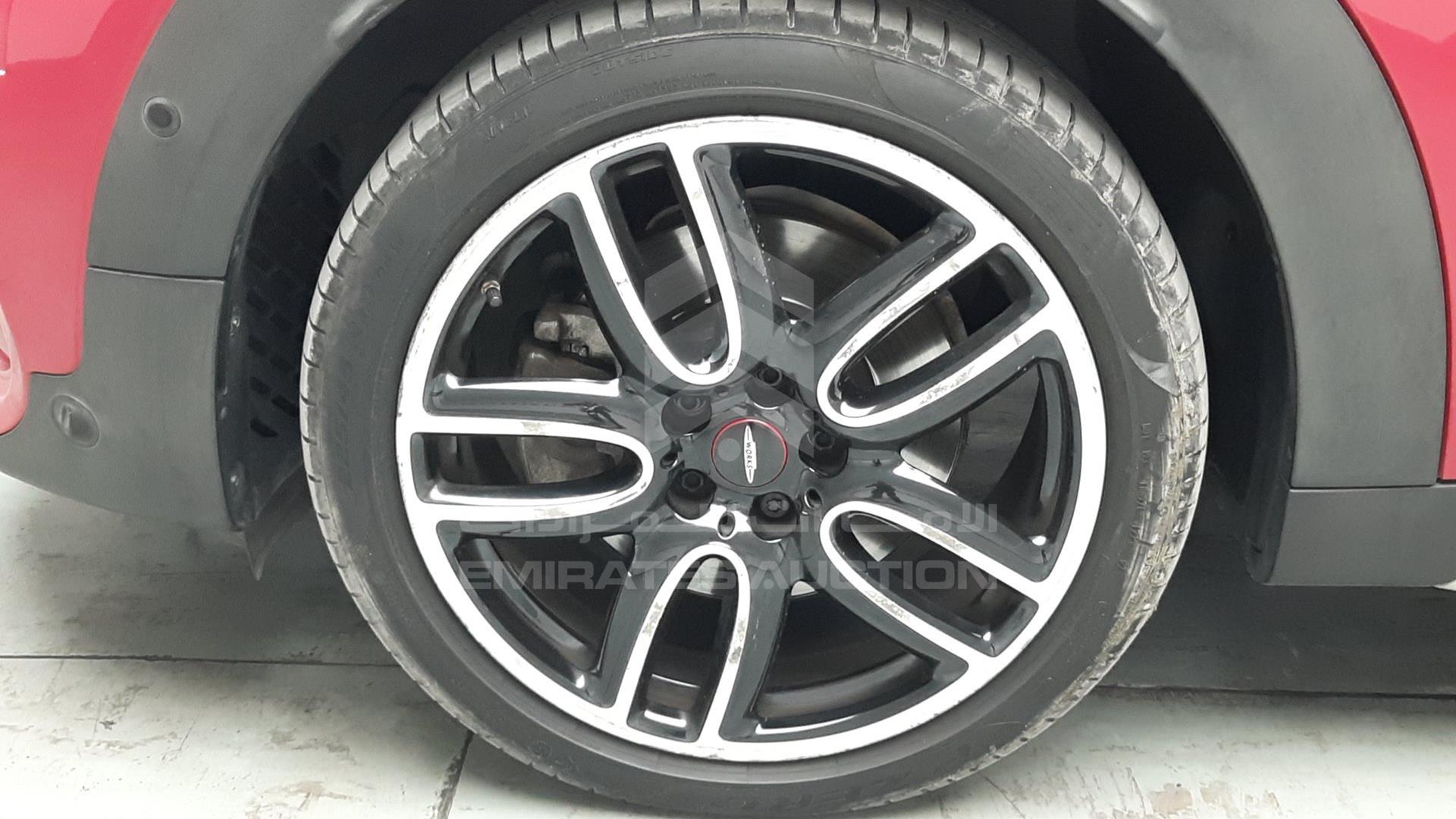 2018 MINI COOPER COUNTRYMAN VIN: WMWYT1107J3E88636