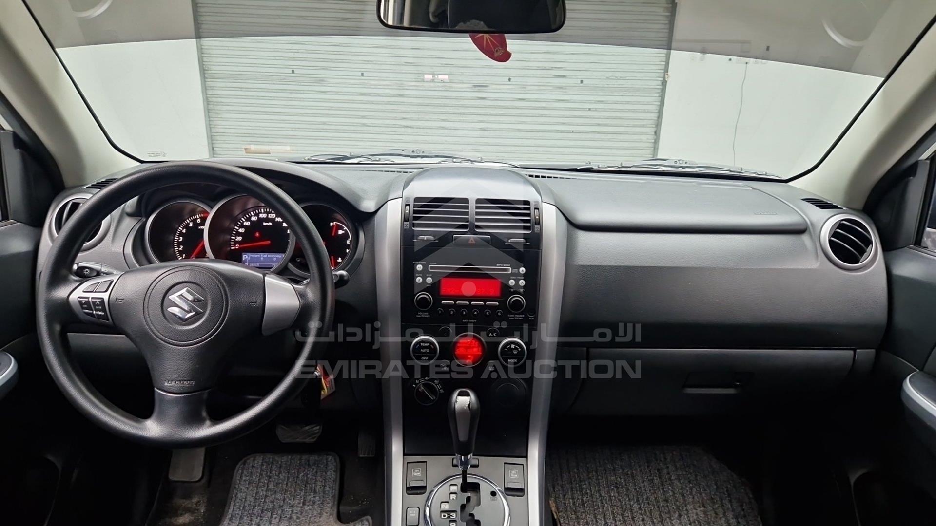 2012 SUZUKI GRAND VITARA VIN: JS3TA04V1C4100624