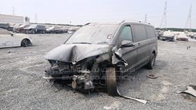 2023 Mercedes V 250 — Front Left Angle — Photo 5 — Thumbnail