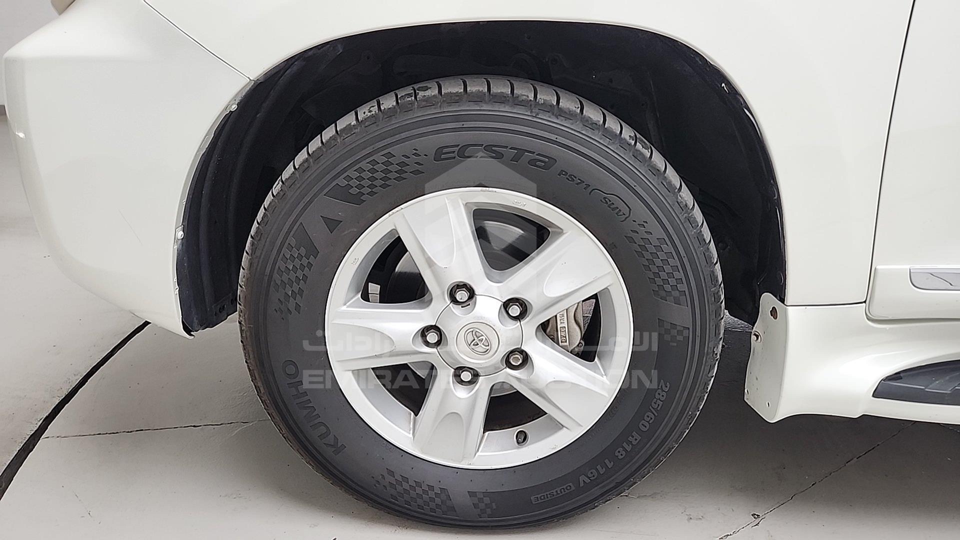 2011 TOYOTA LAND CRUISER VIN: JTMHT05J0B4039615