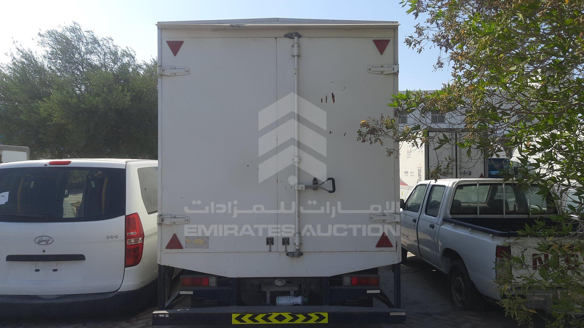 2005 MITSUBISHI CANTER VIN: JL7BCE1J75K007448